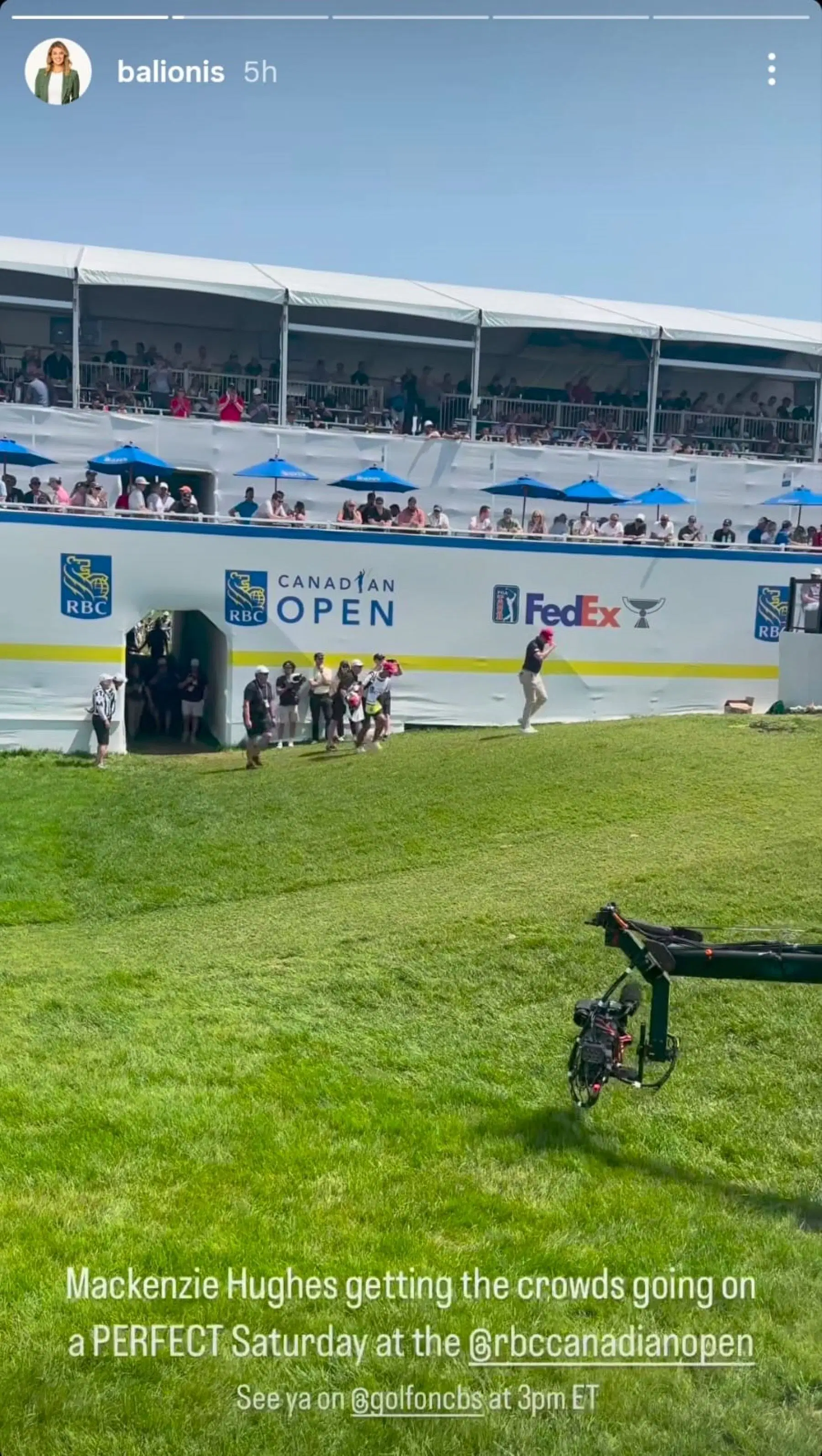 Amanda Balionis shared a clip of Mackenzie Hughes walking out to a big crowd at the RBC Canadian Open. (via @balionis)